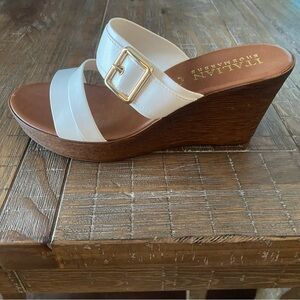 Italian Shoemakers Wedge Sandals in White and Brown